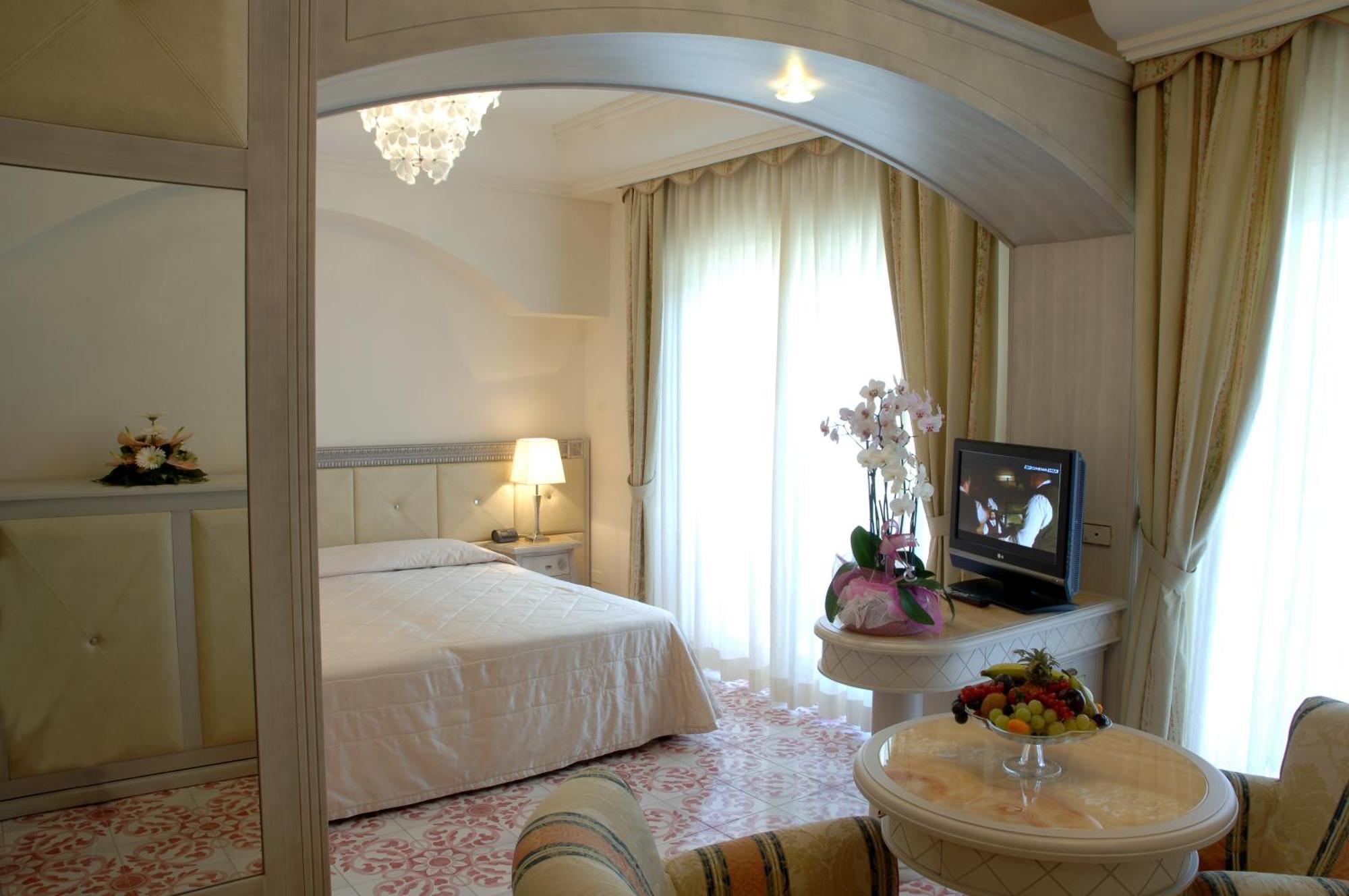 Grand Hotel Gallia Milano Marittima Eksteriør billede